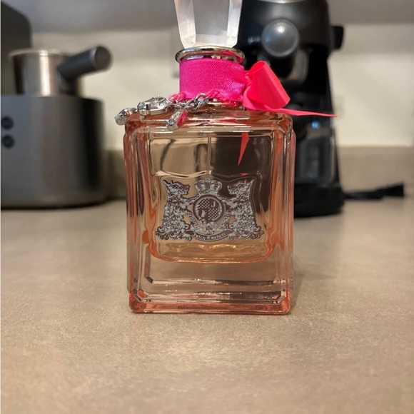 Juicy couture perfume - Picture 2 of 4
